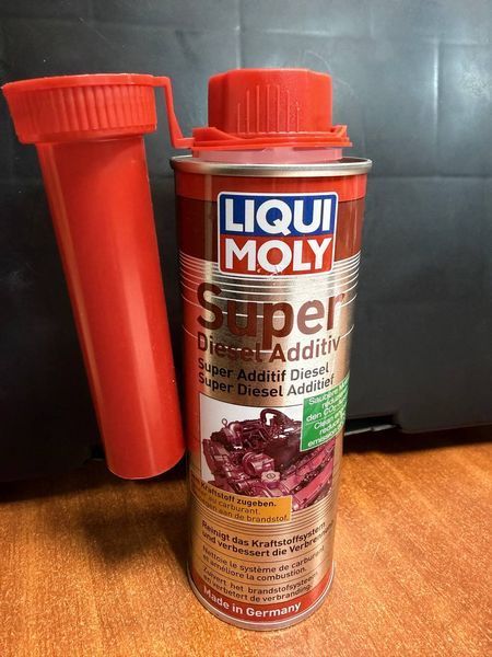 Присадка універсальна в дизельне пальне LIQUI MOLY Super Diesel Additiv 250 мл (5120) 5120 фото товару