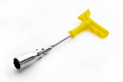 Ключ свічковий 16x250мм (професіональний з посиленою ручкою) СИЛА 202628 фото