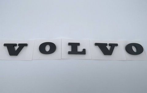 Эмблема шильдик логотип надпись крышки багажника VOLVO (Вольво) ( высота букв 26мм) (Черный матовый) vo002 фото товара