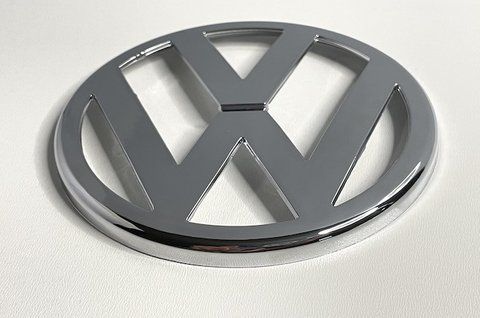 Емблема Volkswagen Golf 4 решітка радіатора 115 мм (1J0 853 601 FDY) vw044 фото товару
