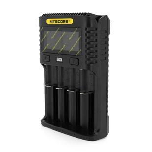 Зарядний пристрій універсальний Nitecore Digicharger UMS4, 4 канали, LCD дисплей, підтримує Li-ion, Ni-MH і Ni-Cd AA (R6), ААA (R03), С (R14) UMS4 фото