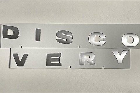 Емблема напис DISCOVERY на Land Rover (сірий) 450x40 mm lr011 фото товару