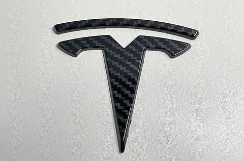 Емблема Tesla 85x80 mm (карбон) tes007 фото товару