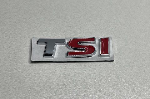 Емблема напис TSI на Volkswagen (хром T + червоний SI) vw055 фото товару