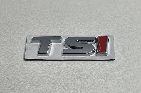 Емблема напис TSI на Volkswagen (хром TS + червоний I) vw056 фото товару
