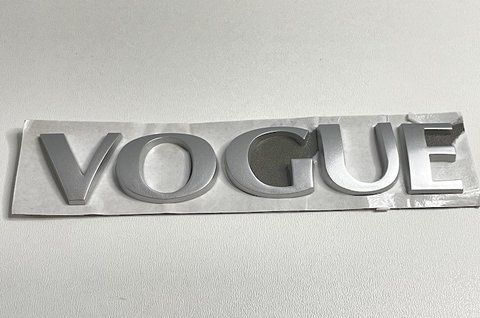 Емблема напис VOGUE на Land Rover (серій) lr015 фото товару