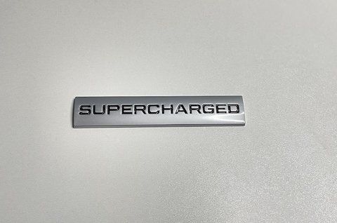 Емблема напис Supercharged на Land Rover (сірий + чорний) метал lr016 фото товару