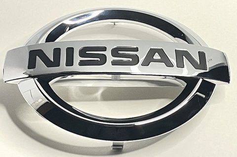 Емблема решітки радіатора Nissan 177x150 mm (хром) nis015 фото товару