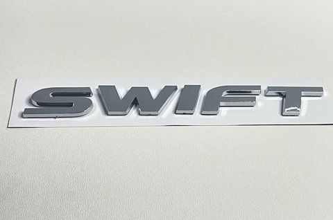 Емблема напис SWIFT на Suzuki (хром) su004 фото товару